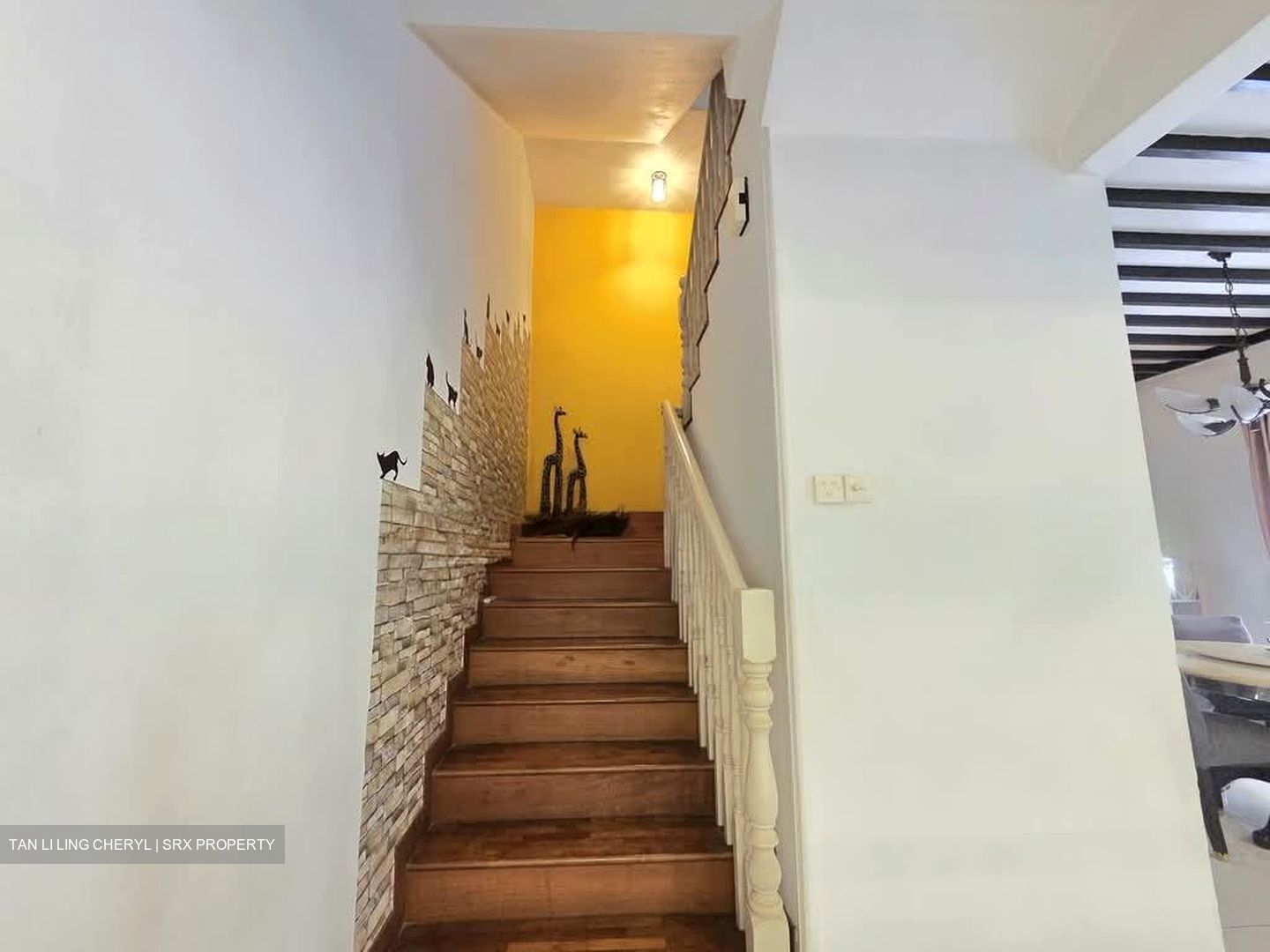 Lynn Gardens (D19), Terrace #591180051